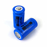 10100 Merge 16340 2800mAh 2 Pieces CR123A 3.7V Recharge Lithium Li-Ion Batteries Blue Out Back Items X132.